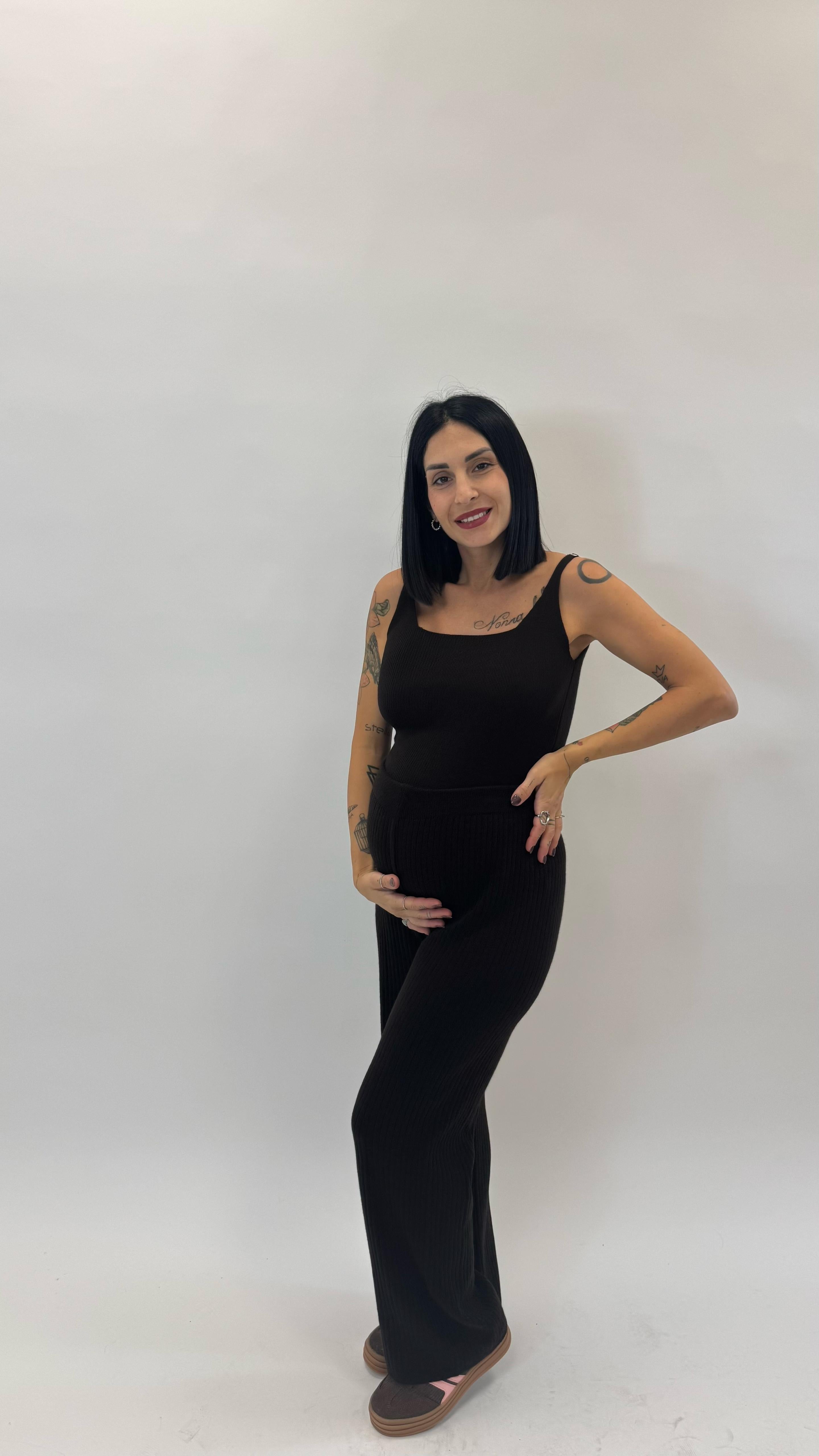 Set con Top in Maglia a Coste Nero