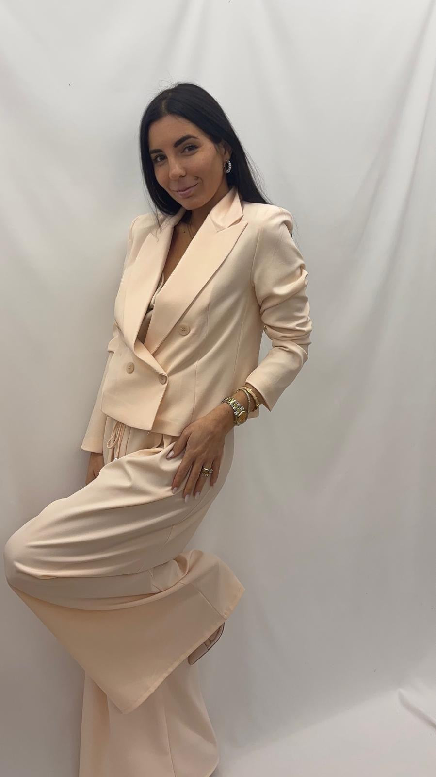 Tailleur Giacca Crop e Panta Palazzo Pesca