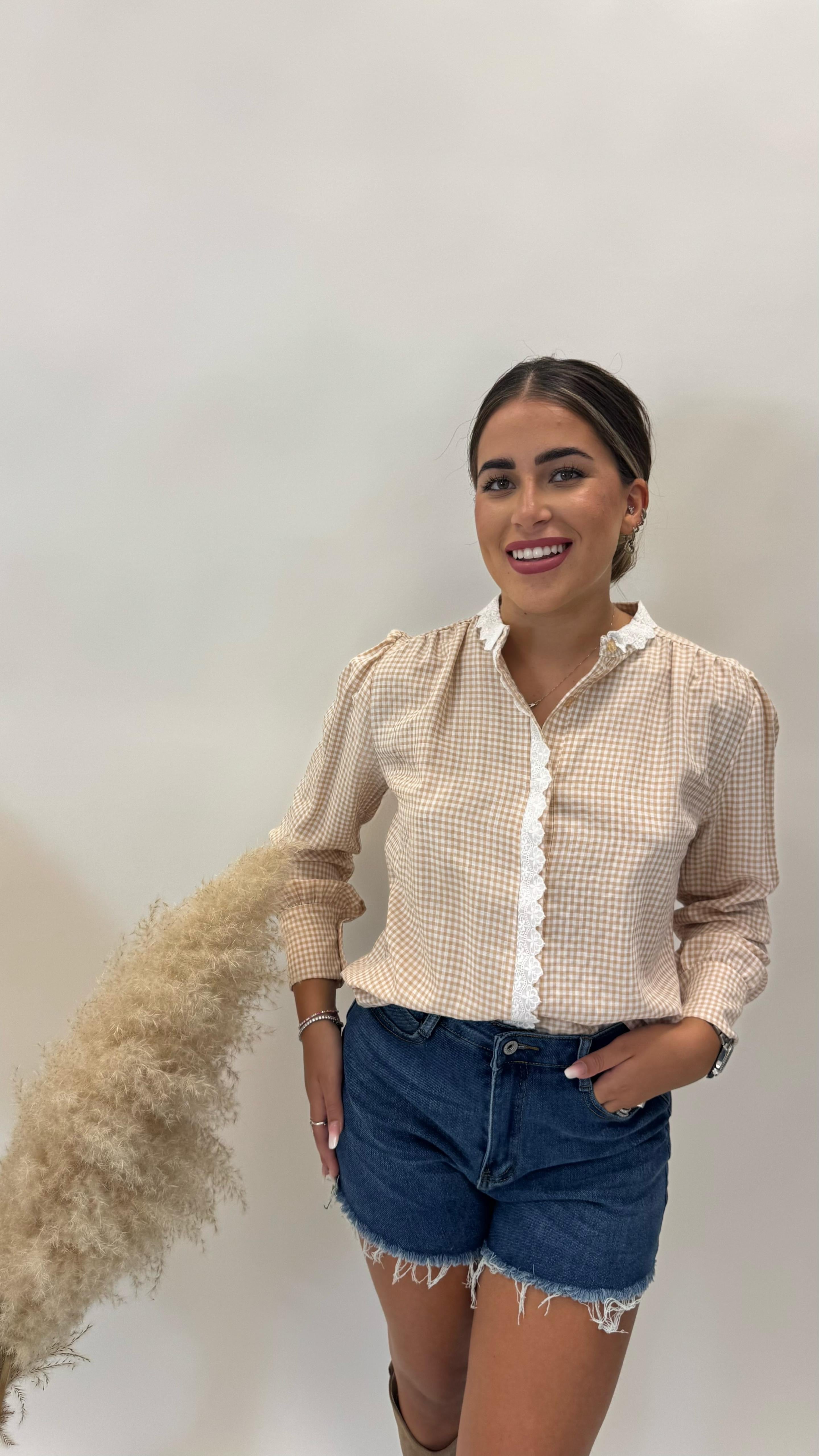 Camicia Vichy con Merletto