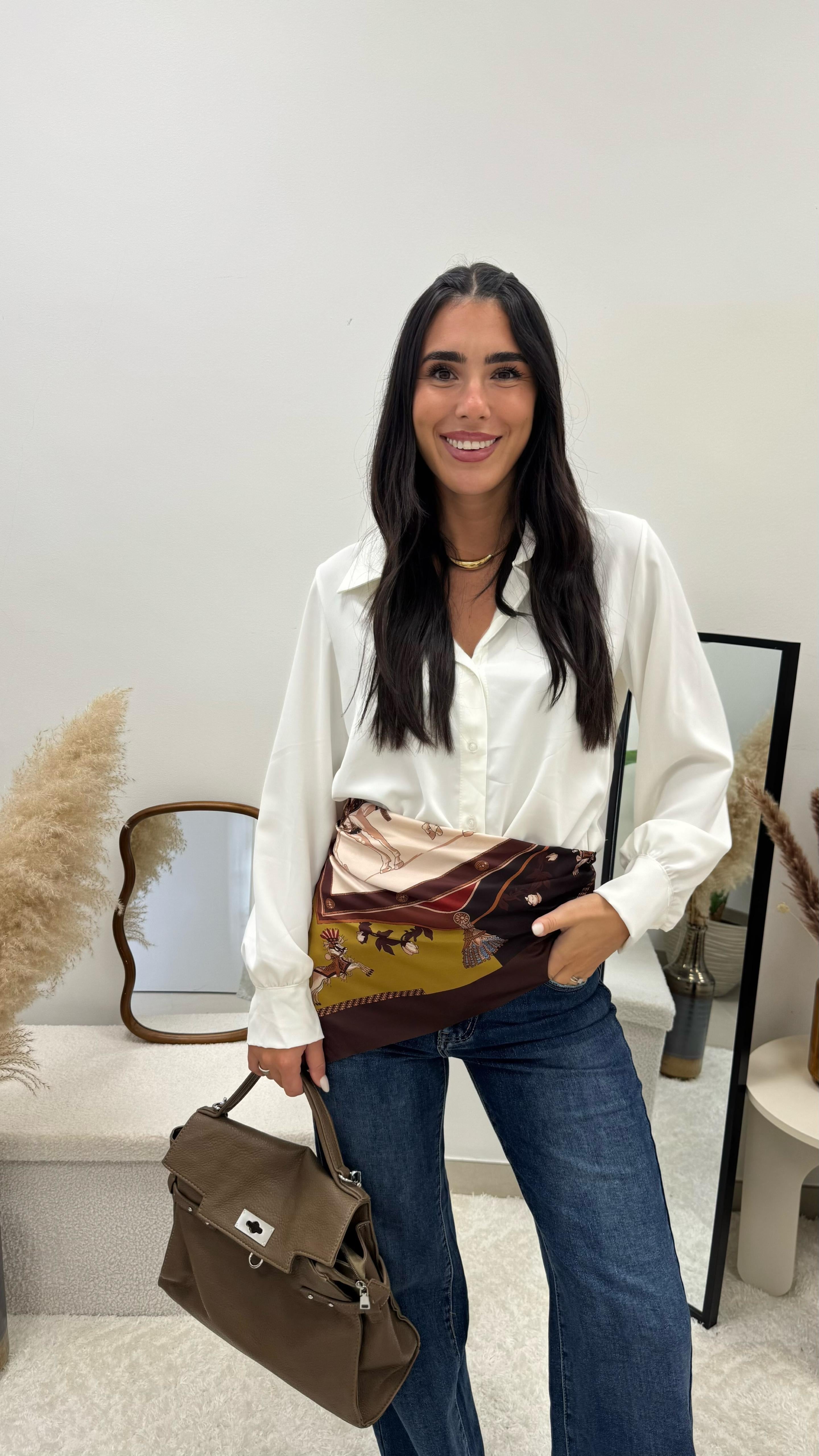 Camicia Con Foulard Bianca