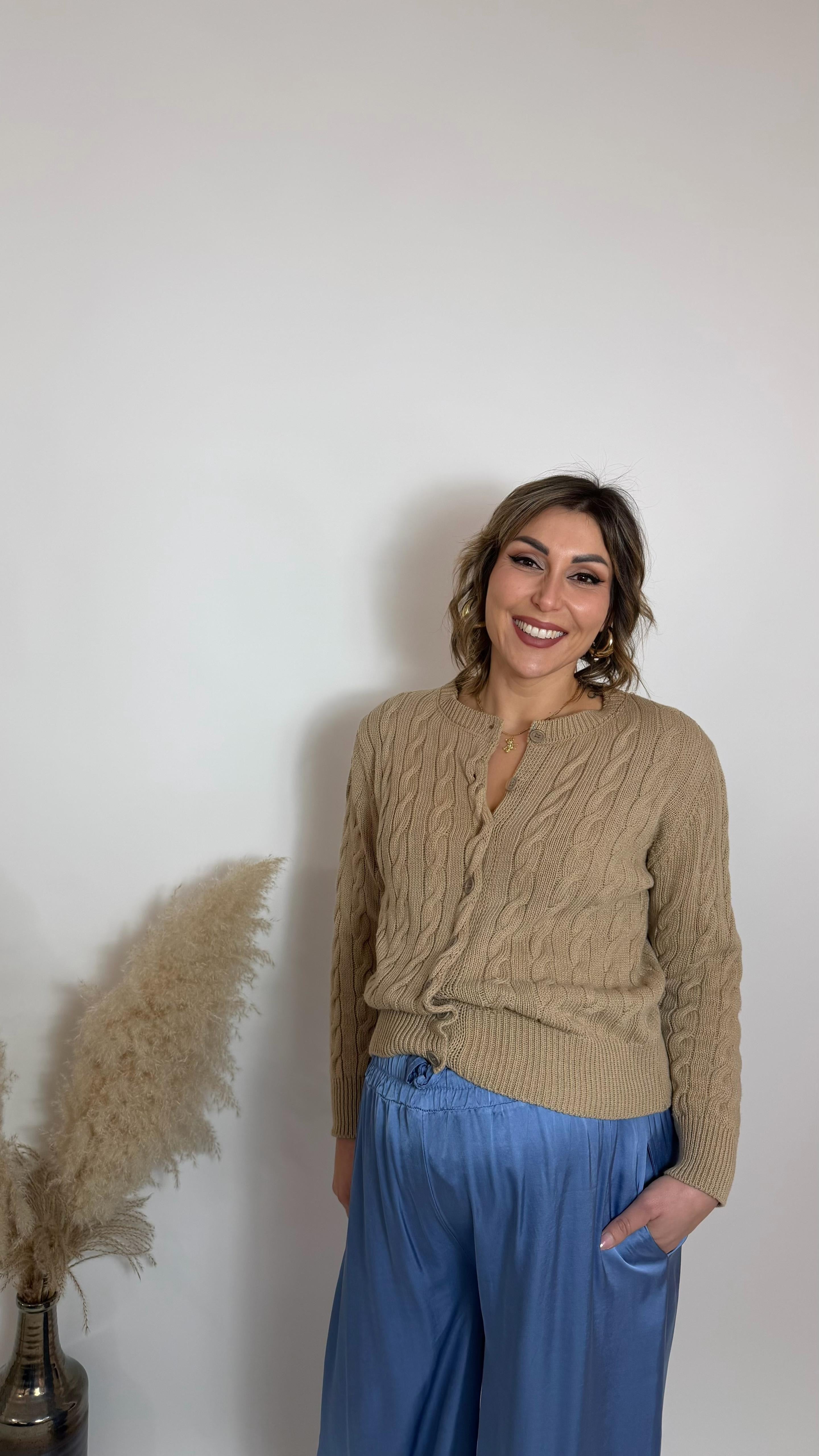 Cardigan Country Club Camel