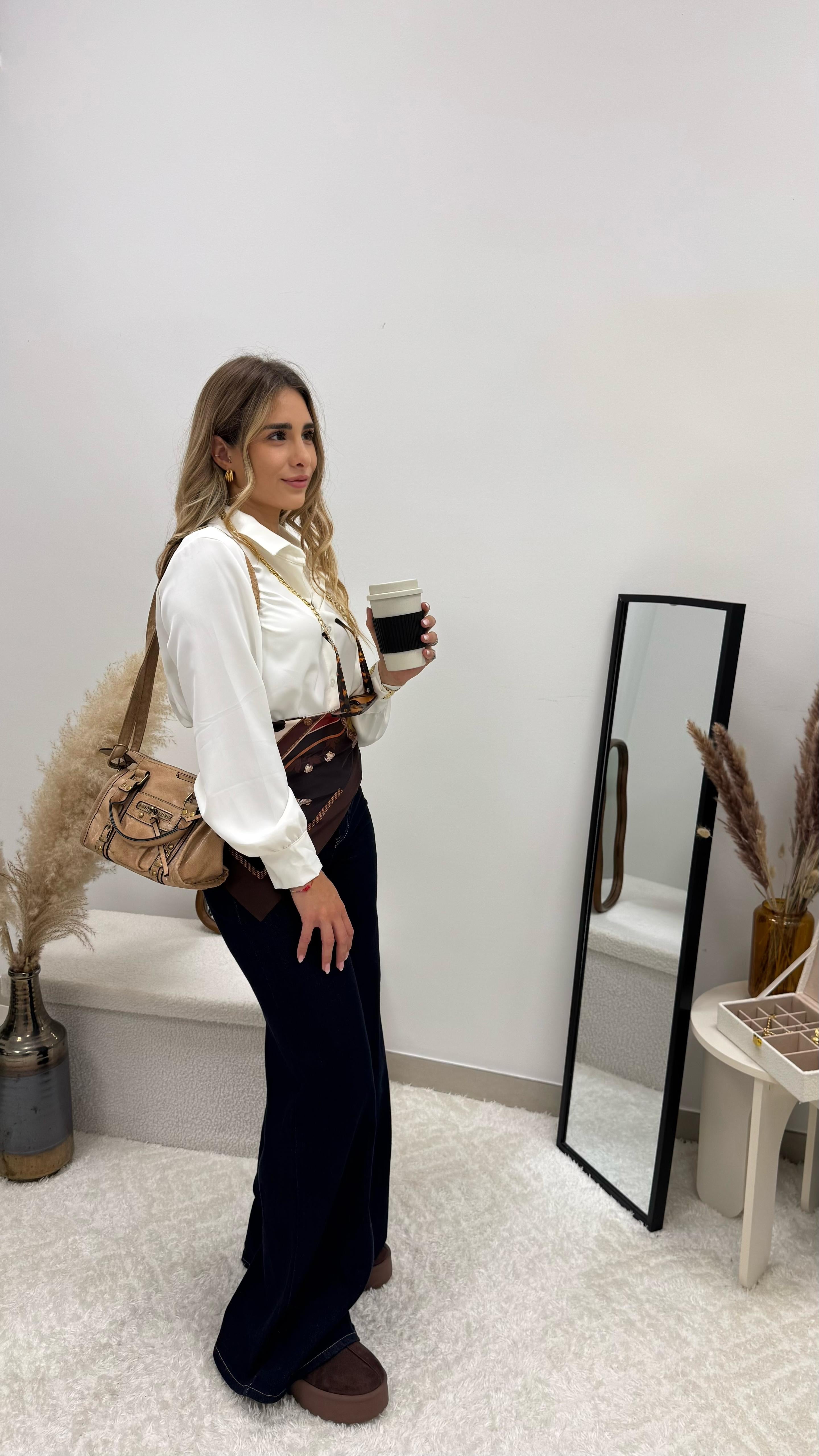 Camicia Con Foulard Bianca