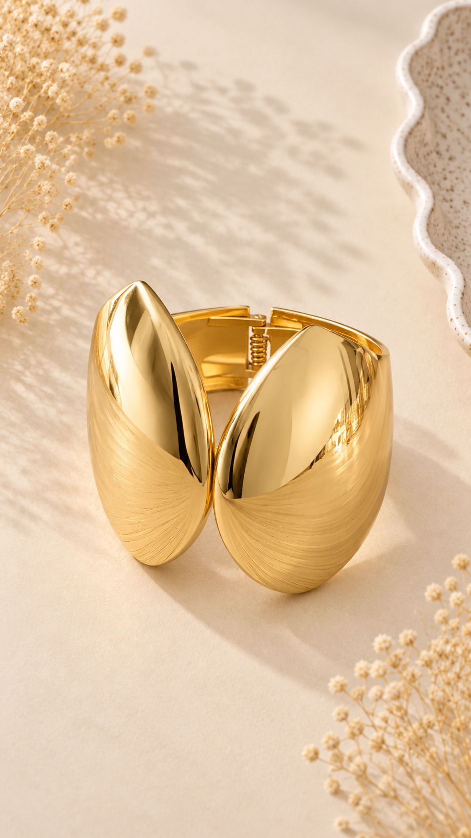 Shell Gold Bracelet
