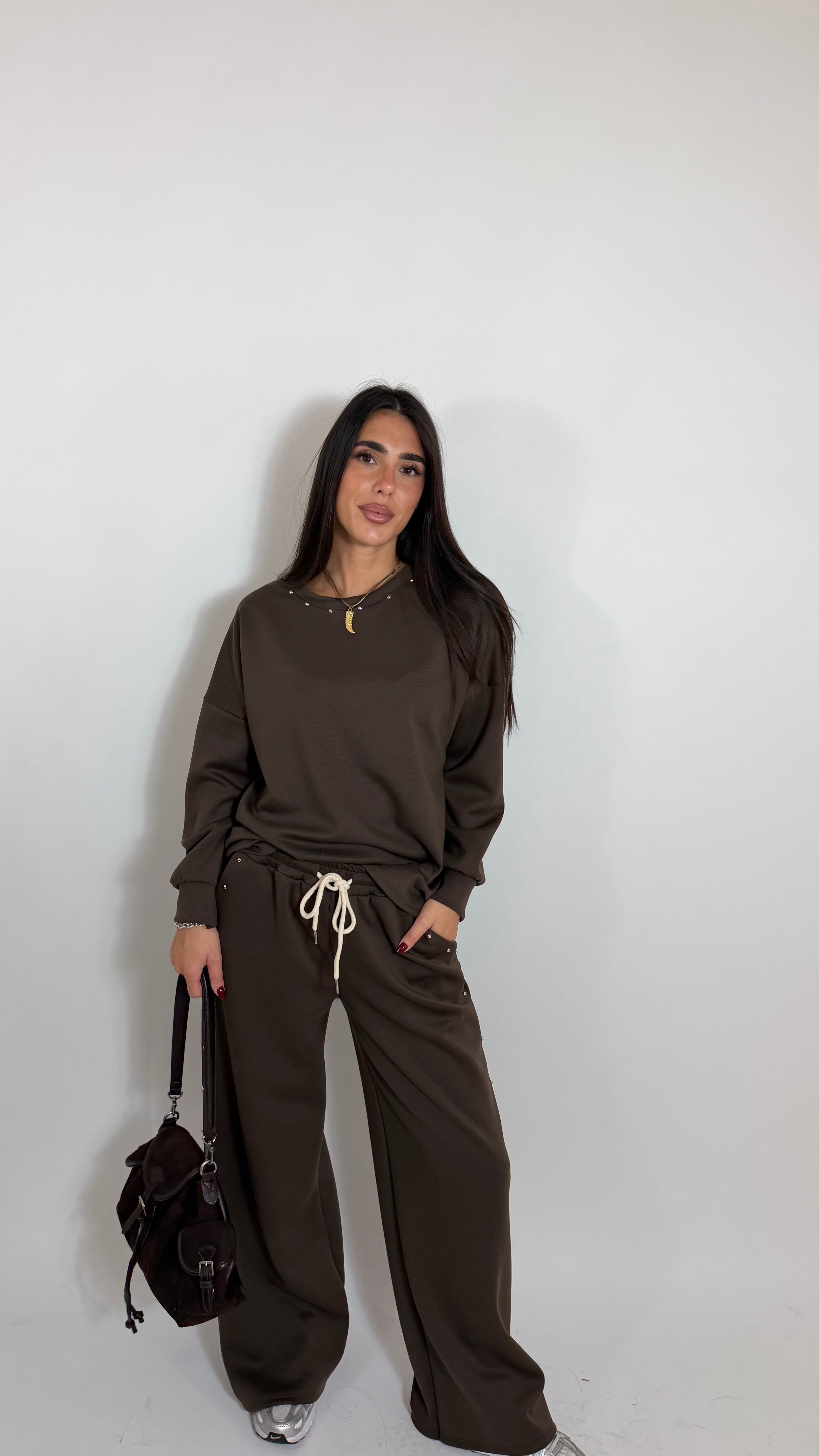 Set Studded Comfort