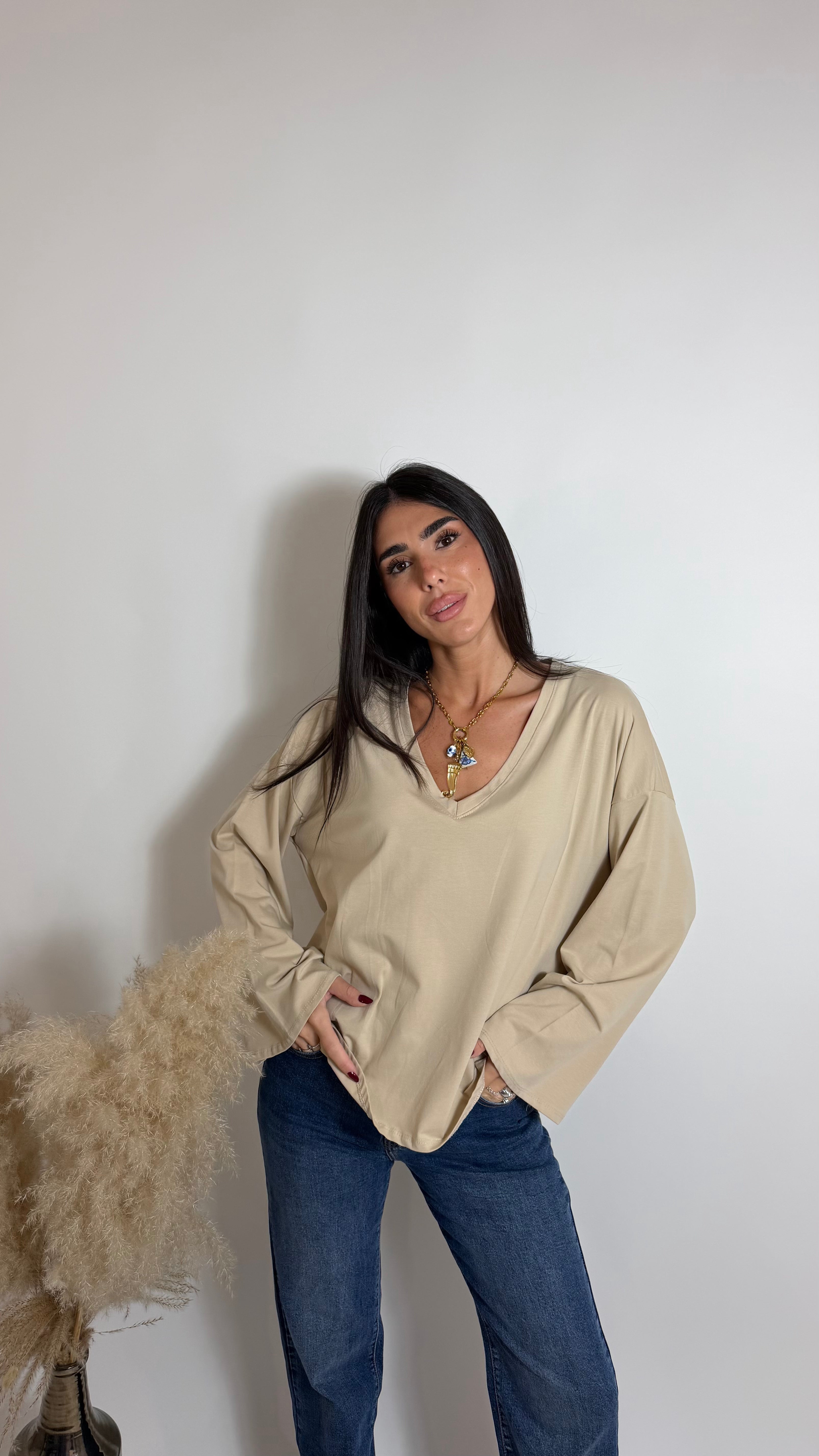 Maglia Scatoletta Scollo V Ecru