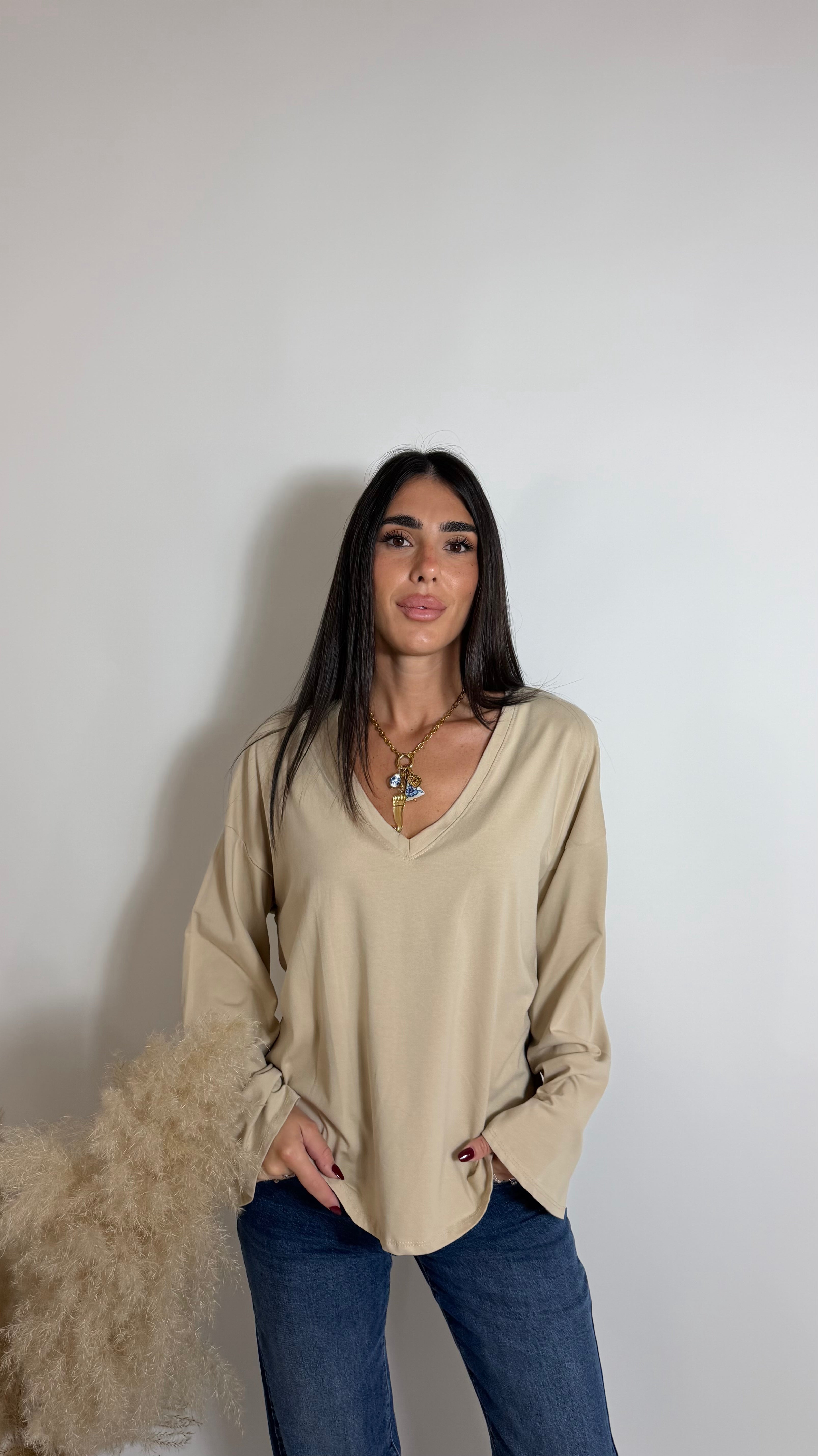 Maglia Scatoletta Scollo V Ecru