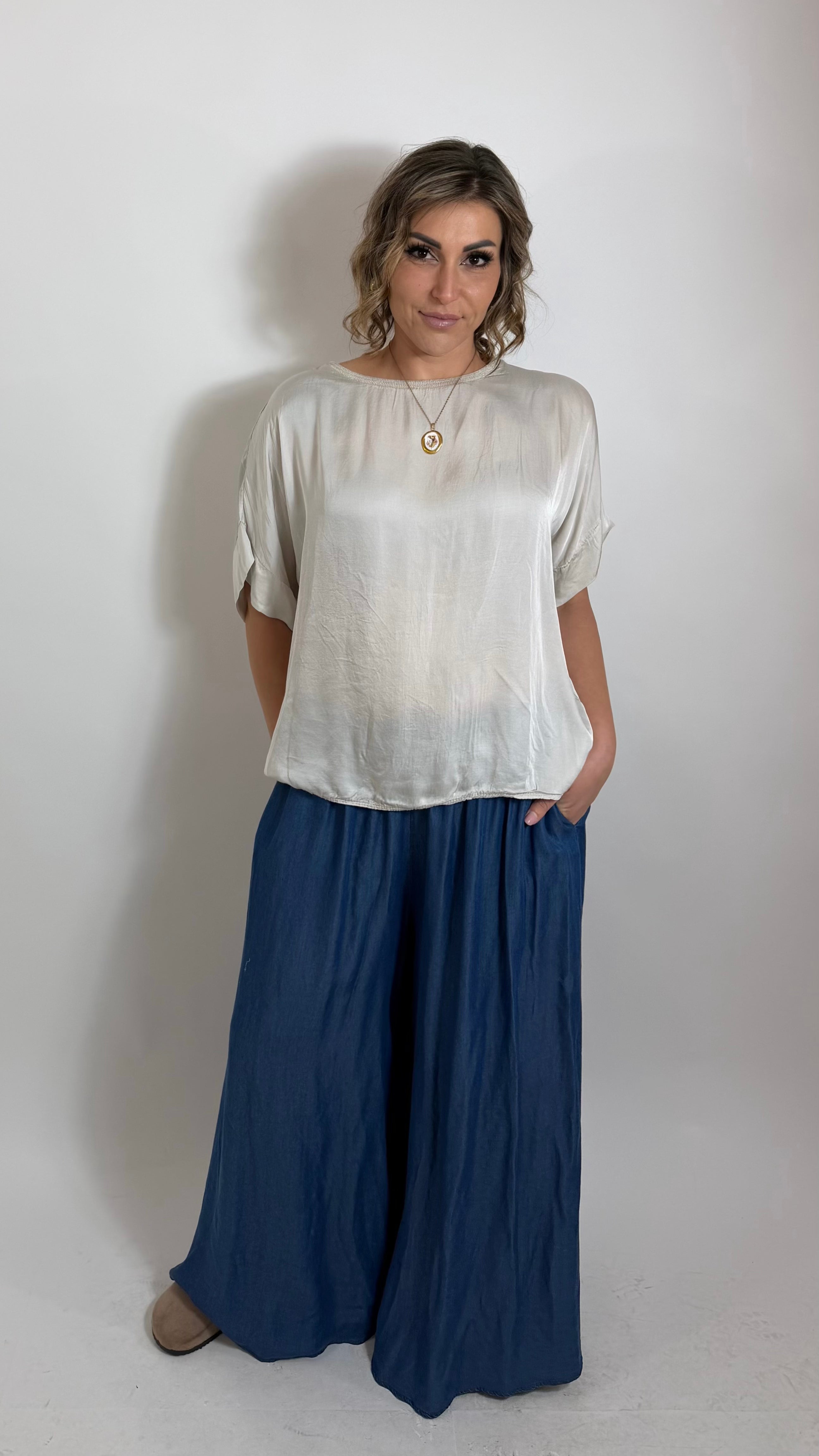 Blusa Satin Soft Champagne